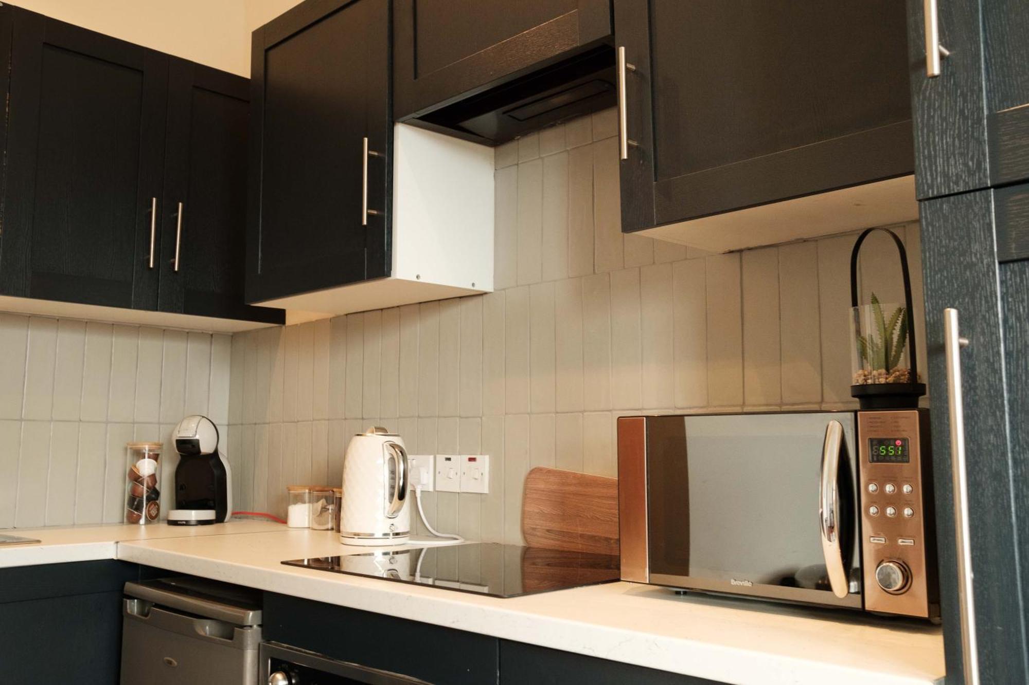 Antrim Road Apartments Белфаст Екстериор снимка